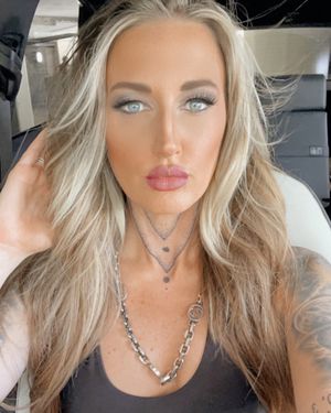 Image post by @srqhair on Instagram