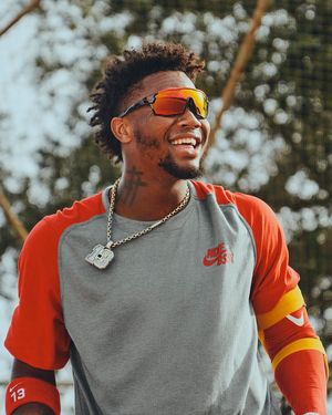 Image post by @nikediamond on Instagram