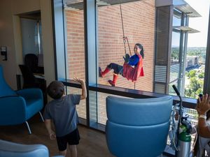 Image post by @childrenshospitalcolorado on Facebook