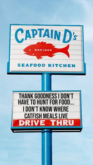 Image post by @captaindsseafood on Instagram