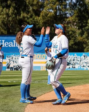 Image post by @uclasoftball on Instagram