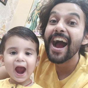 Image post by @ibhishamsoni on Instagram
