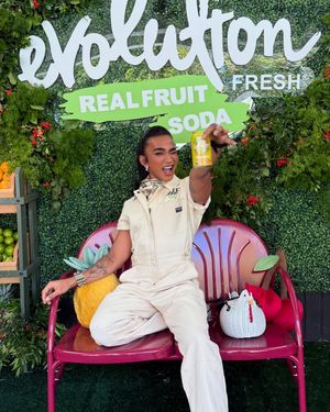 Image post by @bretmanrock on Instagram