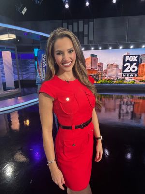 Image post by @carolineontv on Instagram