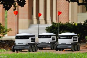 Image post by @starshiprobots on Instagram