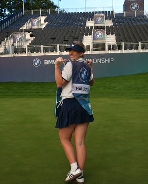 Image post by @golfwithanna on Instagram