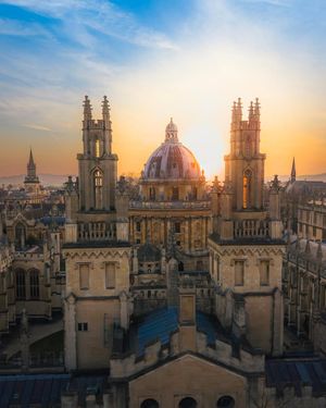 Image post by @oxford_uni on Instagram