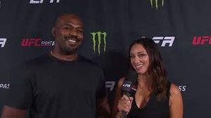 Video post by @karisamaxwell on YouTube