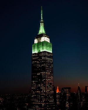 Image post by @empirestatebldg on Instagram