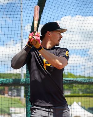 Image post by @altoonacurve on Instagram