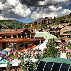 Image post by @skicrestedbutte on Instagram