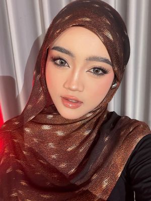 Video post by @hellodhani on TikTok