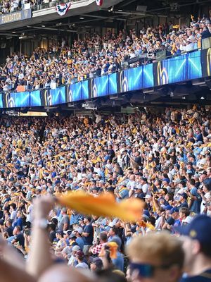 Image post by @amfamfield on Instagram