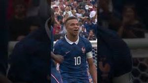 Video post by @FOX Soccer on YouTube