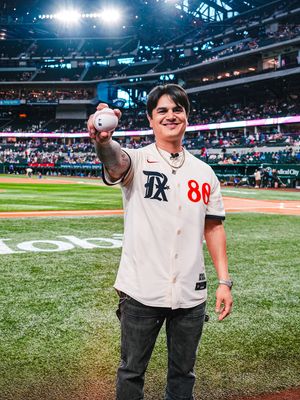 Image post by @losrangers on Instagram