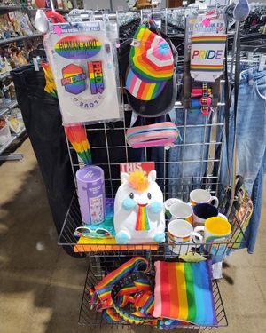 Image post by @goodwillloraincounty on Instagram