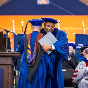Image post by @illinois_alumni on Instagram