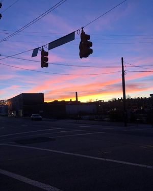 Image post by @mac_pluck on Instagram
