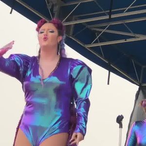 Video post by @opheliapeaches on Facebook