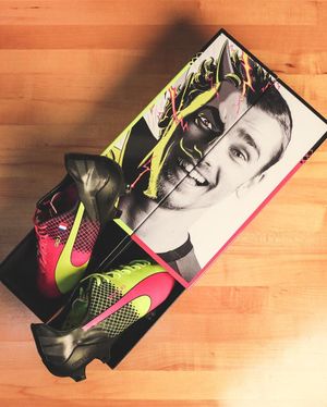 Image post by @soccerdotcom on Instagram