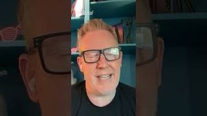 Video post by @hollywoodreporter on YouTube