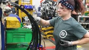 Video post by @isuzucommercialtruckofamerica on YouTube