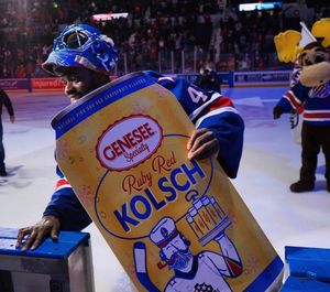 Image post by @amerkshockey on Instagram