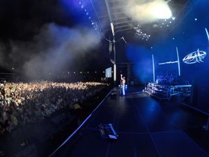 Image post by @311 on Instagram