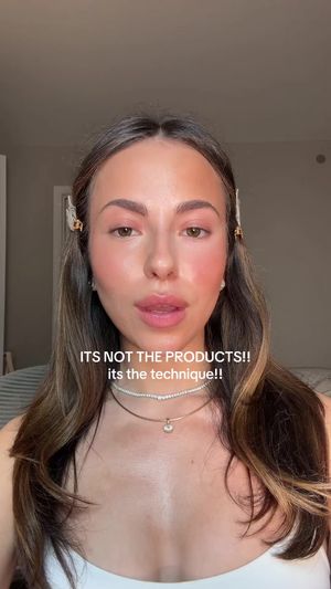 Video post by @anyaweitz on TikTok