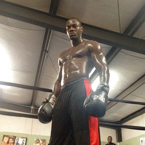 Image post by @bronzebomber on Instagram