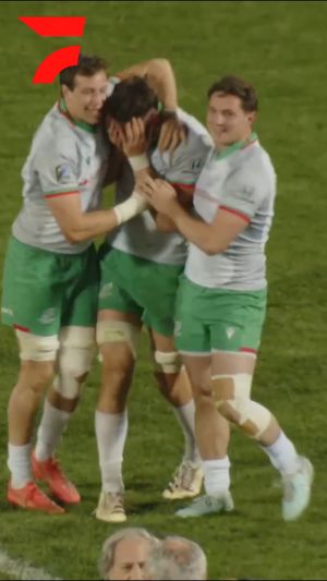 Video post by @FloRugby on Facebook