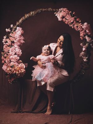 Image post by @estudioliafoto on Instagram
