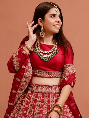 Image post by @ambika_fashion_kolkata on Instagram