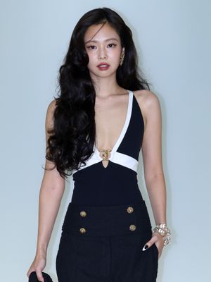 Image post by @ellemenhk on Instagram