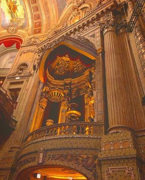 Image post by @chicagotheatre on Instagram