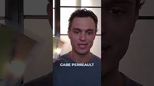 Video post by @sportscardsnonsense on YouTube