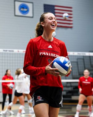 Image post by @davenportvolleyball on Instagram