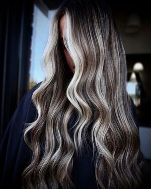 Image post by @behindthechair_com on Instagram