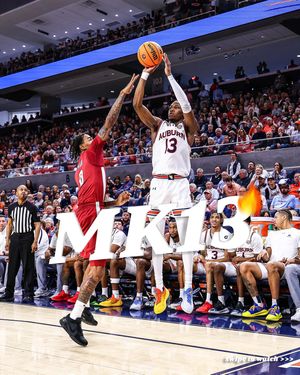 Image post by @auburnmbb on Instagram