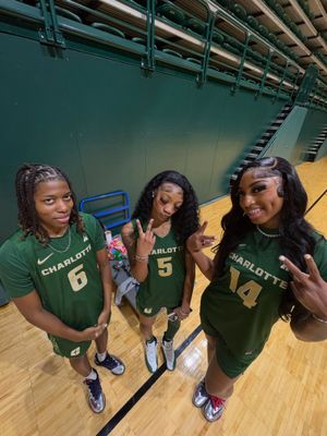 Image post by @charlotte49ers on Instagram