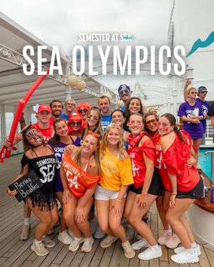 Image post by @semesteratsea on Instagram