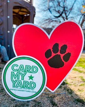 Image post by @cardmyyardelpaso on Instagram