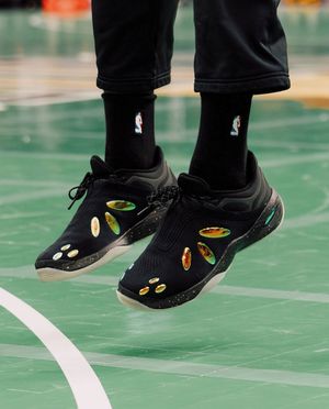 Image post by @fchwpo on Instagram
