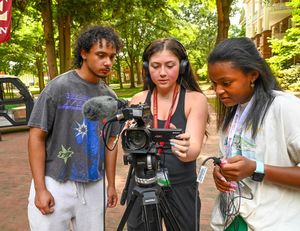 Image post by @eloncomm on Instagram