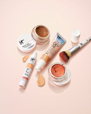 Image post by @itcosmetics on Instagram