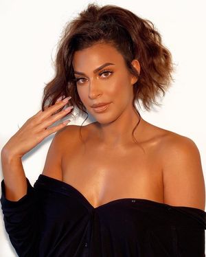 Image post by @lasunspraytan on Instagram