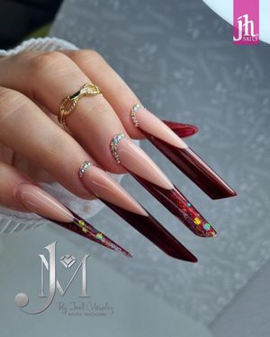 Image post by @jael_jhnails on Instagram