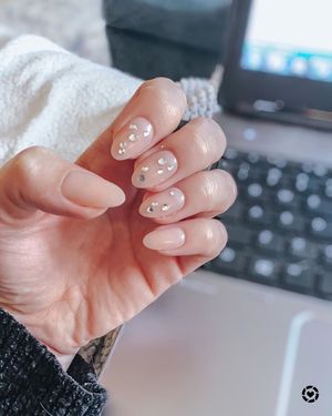 Image post by @impresslashes on Instagram