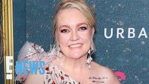 Video post by @enews on YouTube