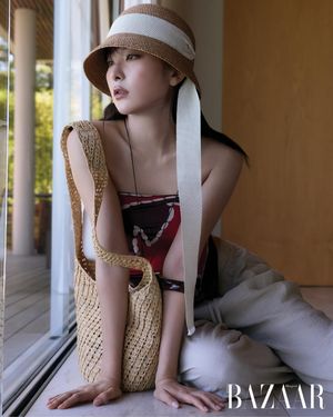 Image post by @harpersbazaarkorea on Instagram